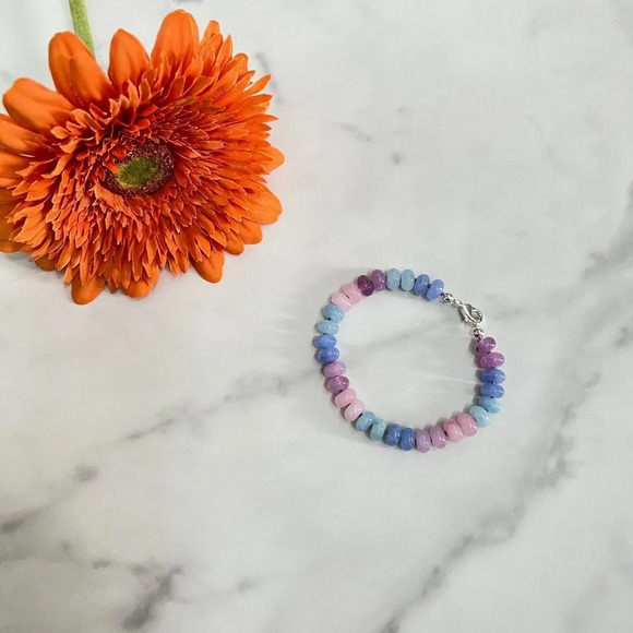 Ombre Jade Gemstone Beaded Hand Knotted Bracelet Silver Plated Clasp - Picture 2 of 7